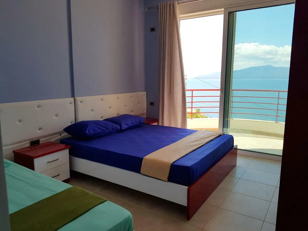 Apartment Of Beautiful Dreams Over The Sea Saranda