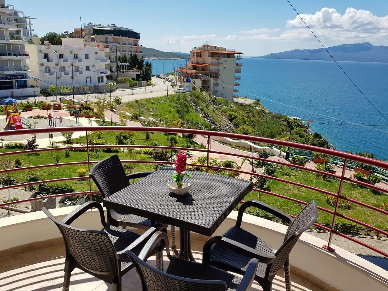 Apartment Of Beautiful Dreams Over The Sea Saranda Albanie